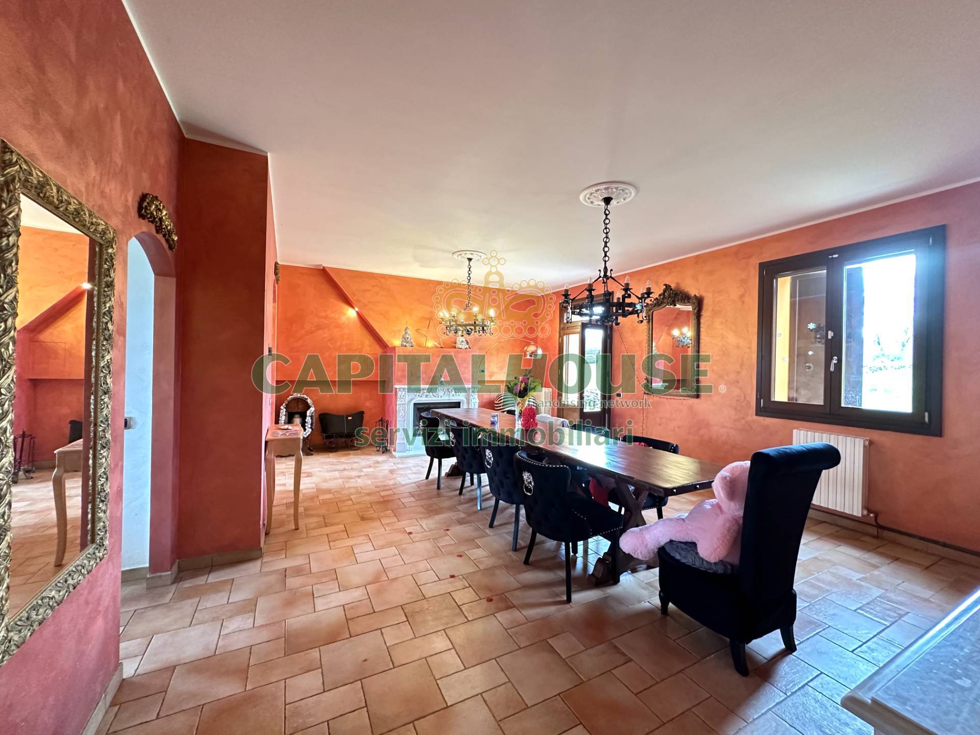 Villa in vendita a Castel San Pietro Terme (BO)