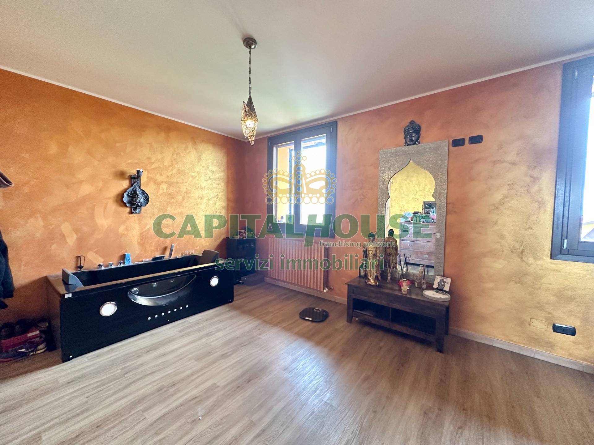 Villa in vendita a Castel San Pietro Terme (BO)