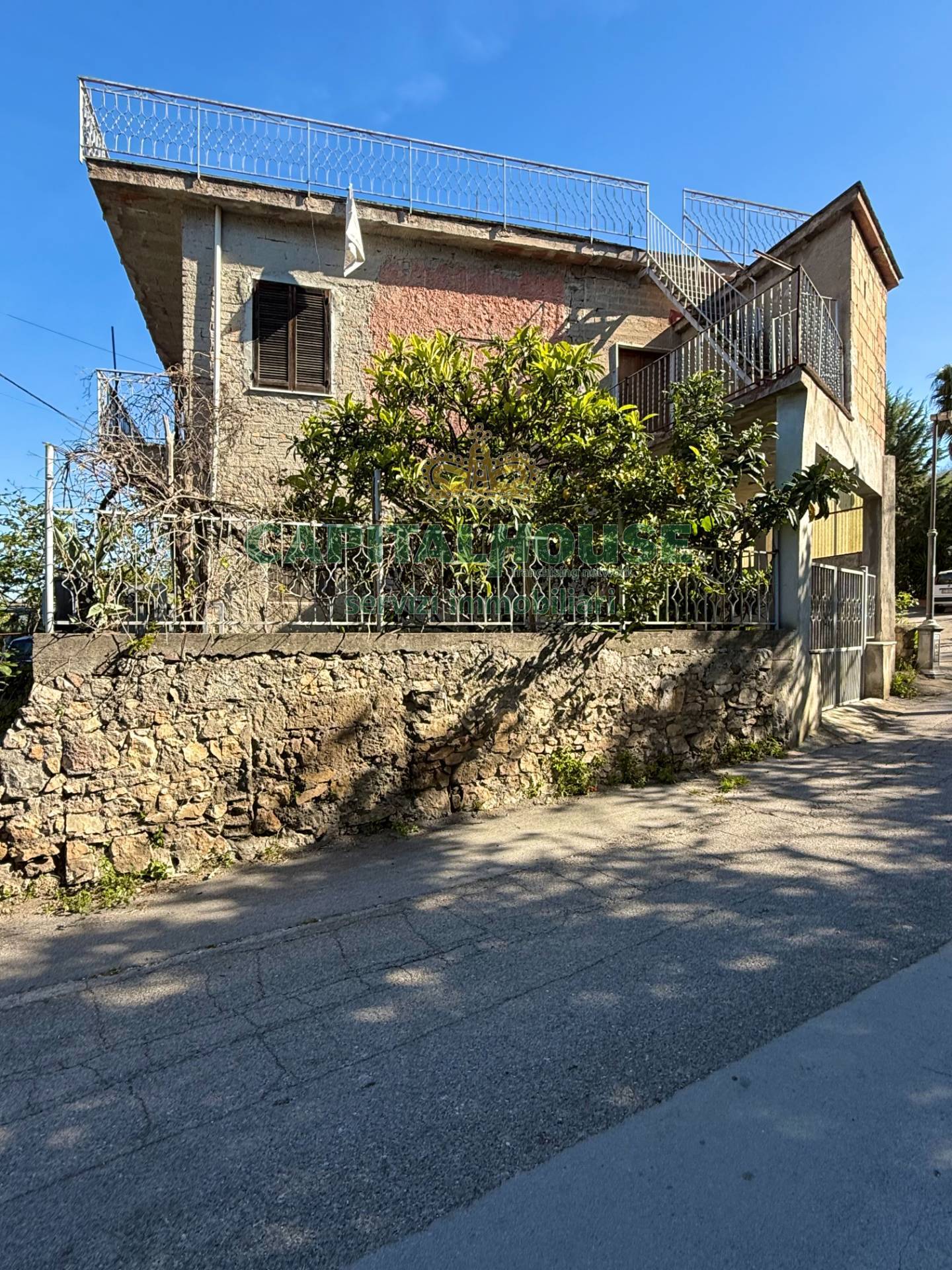 Casa indipendente in vendita a Palma Campania (NA)