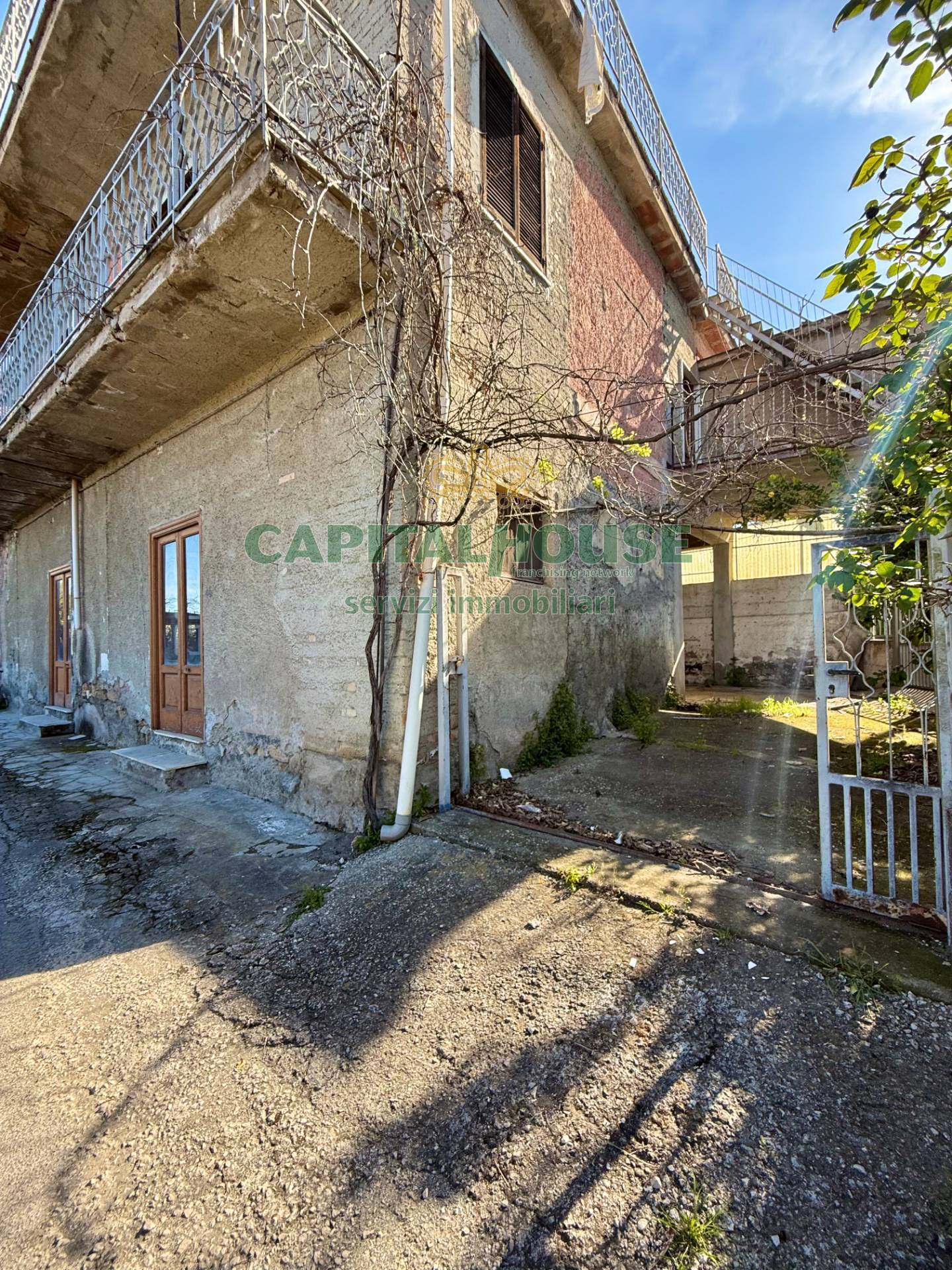 Casa indipendente in vendita a Palma Campania (NA)