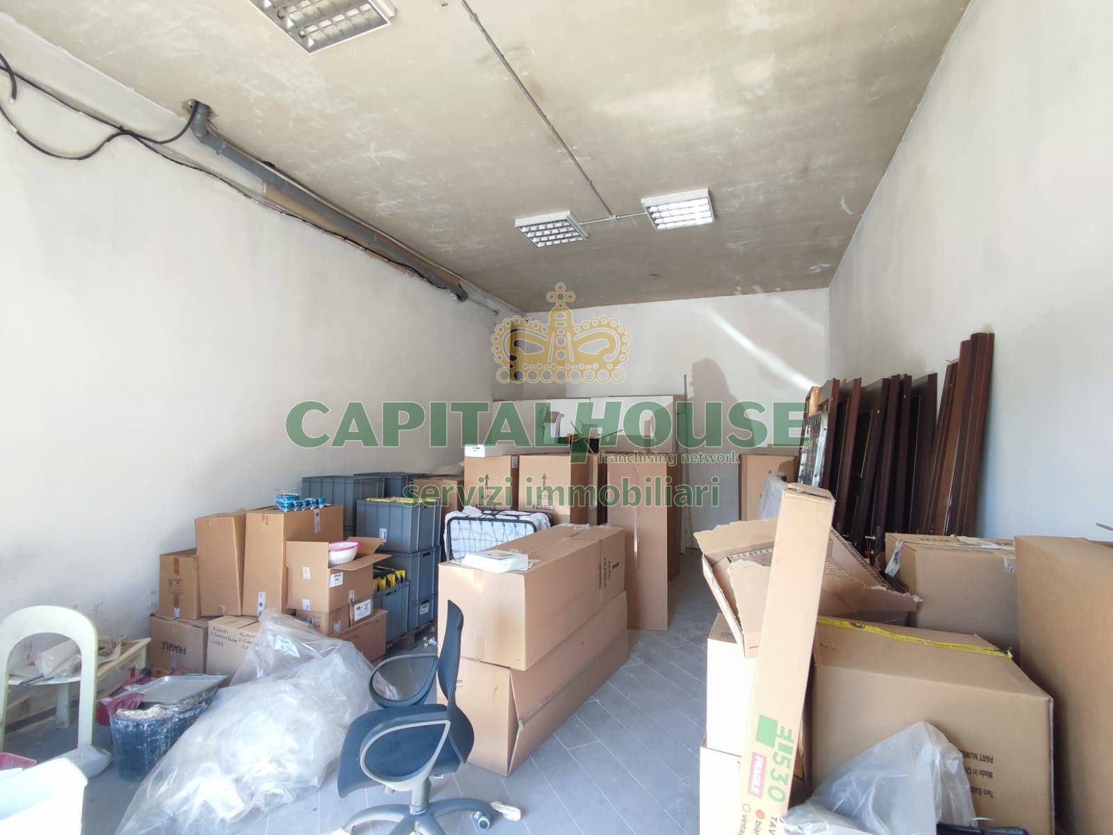 Fondo commerciale in affitto a Avellino (AV)