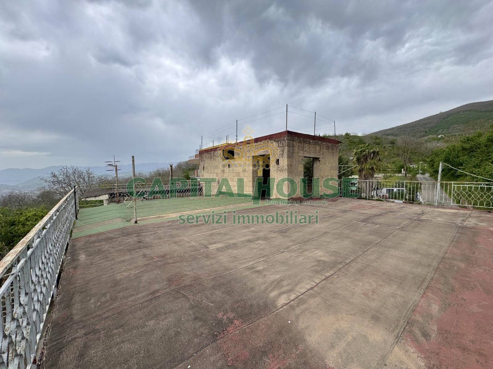 Casa indipendente in vendita a Palma Campania (NA)