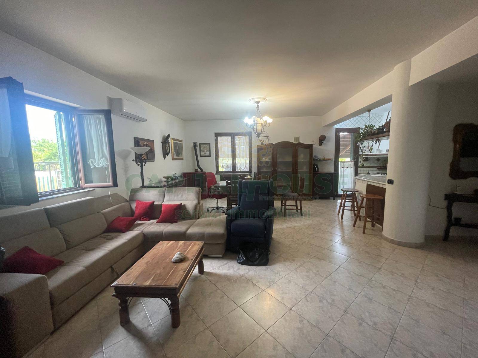 Villa in vendita a Pomigliano D'arco (NA)