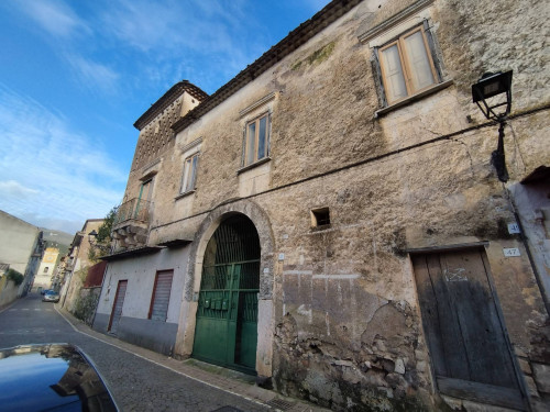 Casa semi-indipendente in vendita a Pastorano (CE)