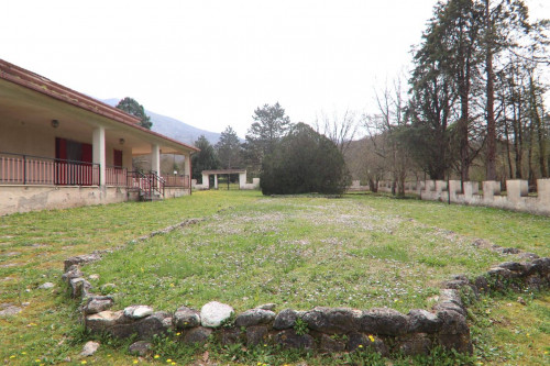 Casa indipendente in vendita a Rocca D'evandro (CE)