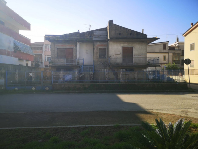 Casa indipendente in vendita a San Nicola La Strada (CE)