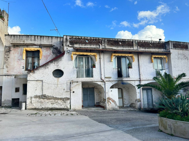 Casa semi-indipendente in vendita a Maddaloni (CE)
