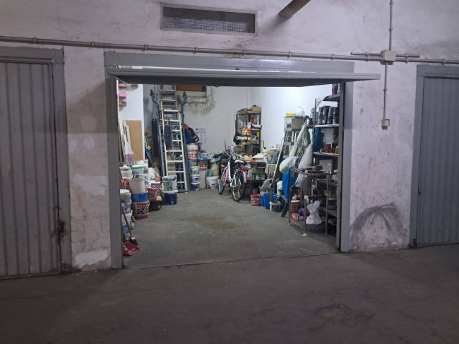 Garage/Box/Posto auto in vendita a Santa Maria Capua Vetere (CE)