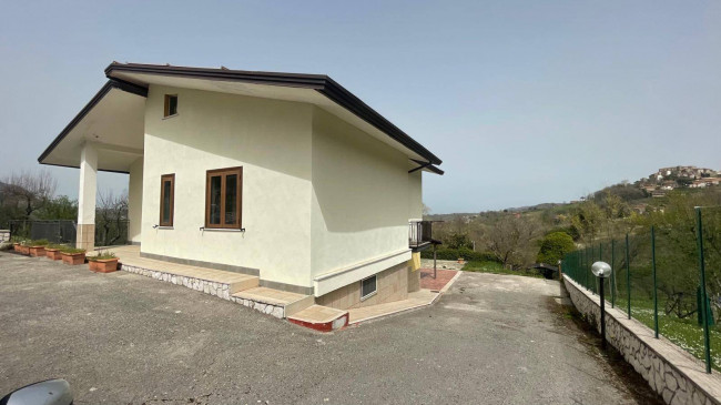 Villa in vendita a Capriglia Irpina (AV)