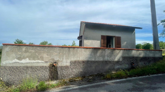 Casa indipendente in vendita a Grottolella (AV)
