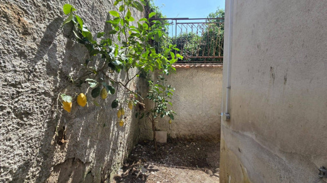 Casa semi-indipendente in vendita a San Nicola La Strada (CE)