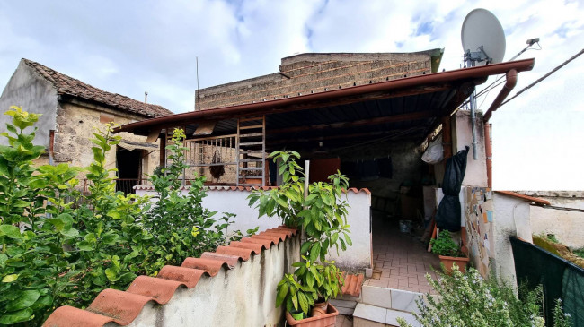 Casa indipendente in vendita a Portico Di Caserta (CE)