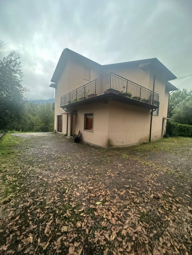 Casa indipendente in vendita a Altavilla Irpina (AV)