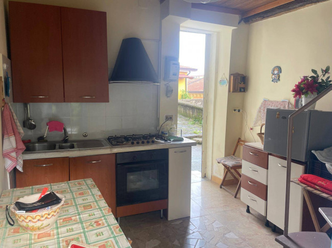 Casa semi-indipendente in vendita a Sant'angelo A Scala (AV)