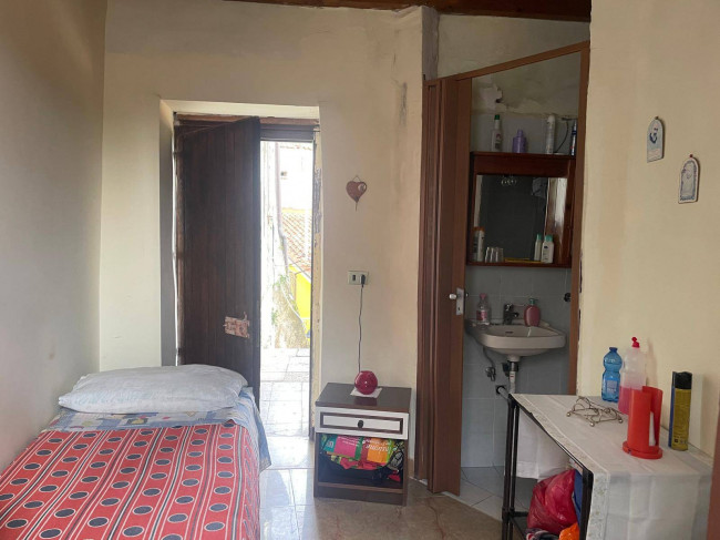 Casa semi-indipendente in vendita a Sant'angelo A Scala (AV)