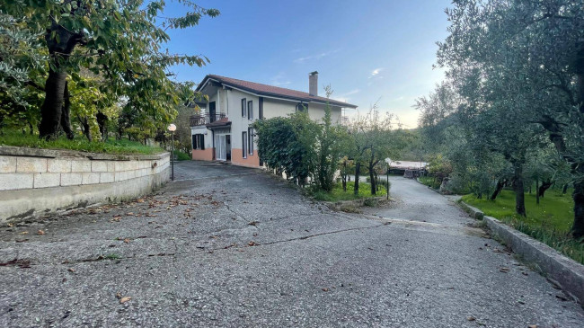 Villa in vendita a Capriglia Irpina (AV)