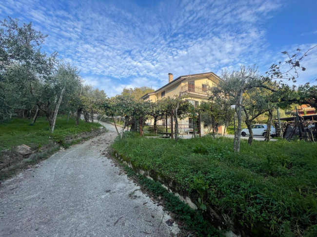 Villa in vendita a Capriglia Irpina (AV)