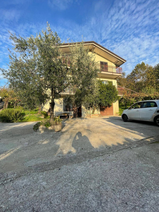 Villa in vendita a Capriglia Irpina (AV)