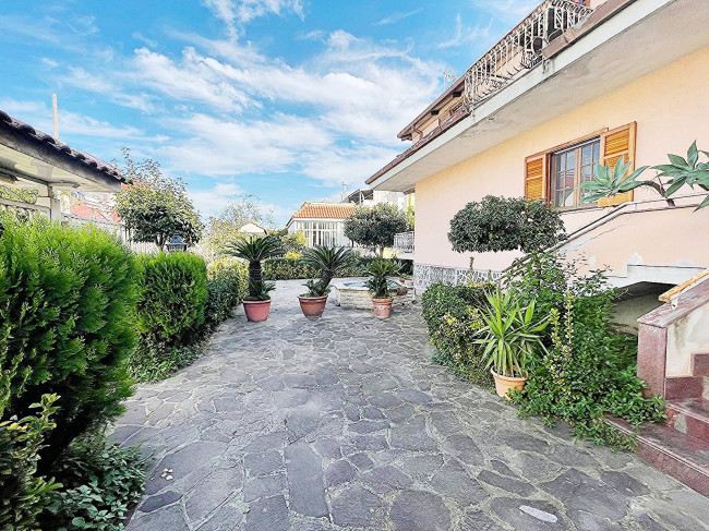 Villa in vendita a Pomigliano D'arco (NA)