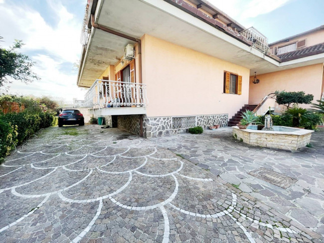 Villa in vendita a Pomigliano D'arco (NA)