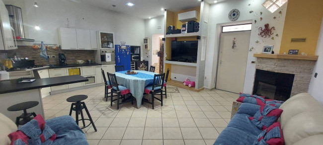 Casa semi-indipendente in vendita a San Gennaro Vesuviano (NA)