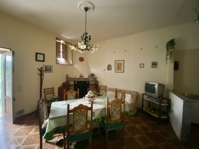 Casa semi-indipendente in vendita a Casola, Domicella (AV)