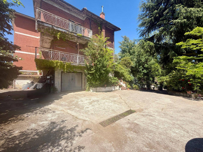 Villa bifamiliare