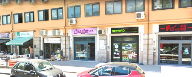 Commerciale