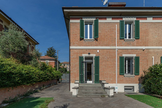 Villa bifamiliare