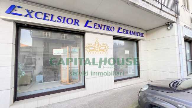 Commerciale