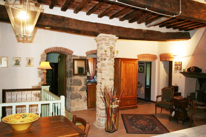 Villa Unifamiliare - Indipendente CASTELNUOVO DI VAL DI CECINA vendita  Sasso Pisano  Coldwell Banker FRG & Partners