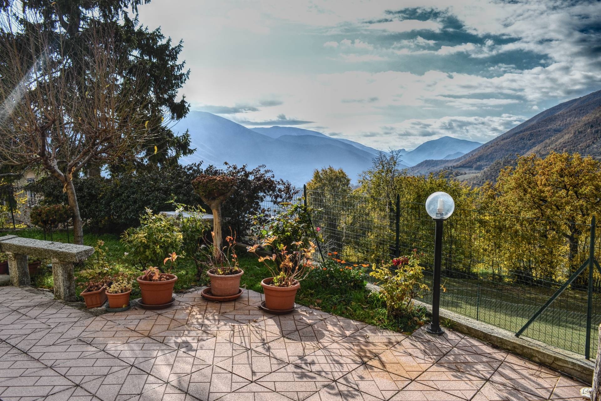  vallo di nera vendita quart: meggiano coldwell banker vlg solutions