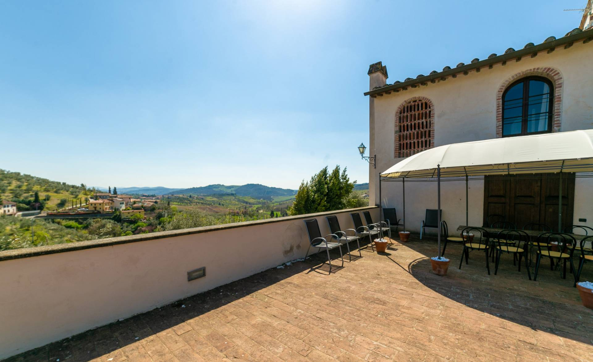 Villa CARMIGNANO vendita    Coldwell Banker Prime Properties