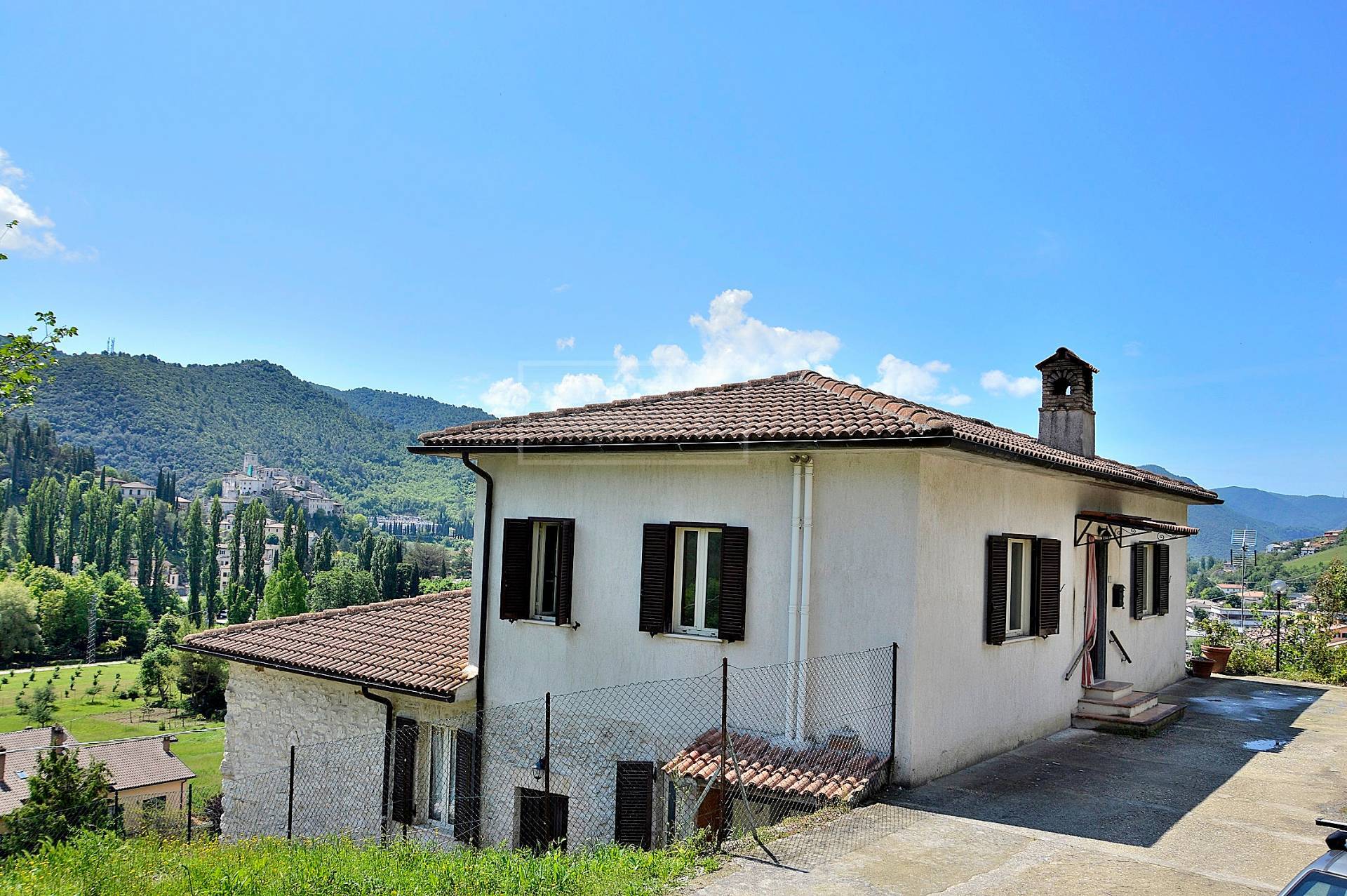 Villa Unifamiliare - Indipendente ARRONE vendita    Coldwell Banker VLG Solutions