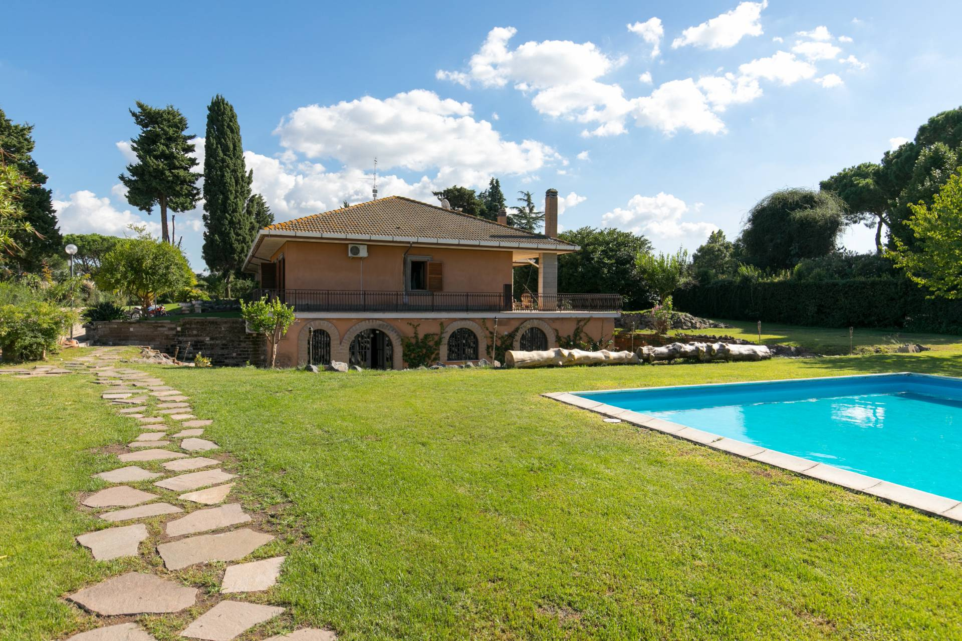 Villa ROMA affitto  EUR  Coldwell Banker Immobiliare BG & Partners