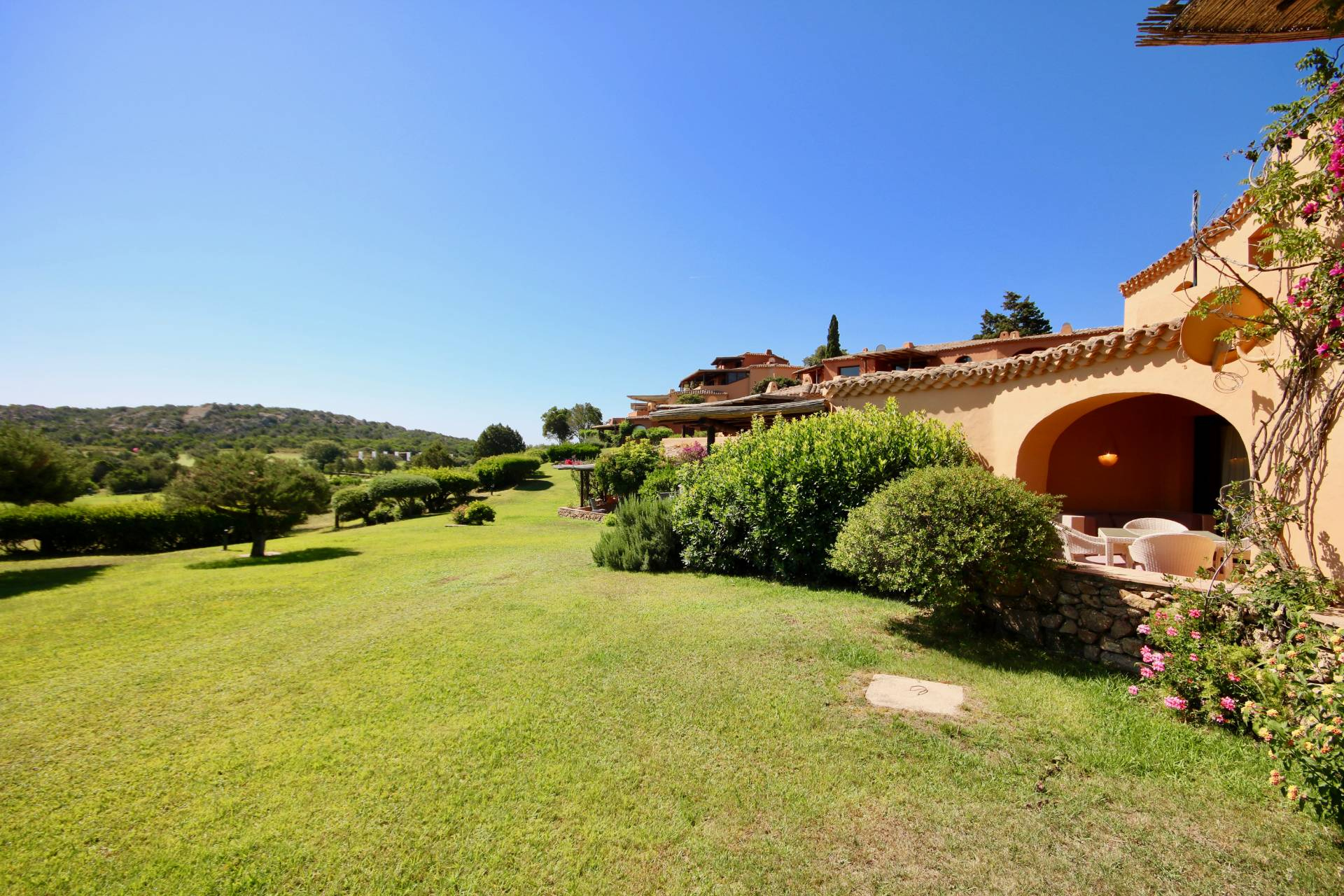  italia vendita quart: pevero coldwell banker costa smeralda - porto cervo