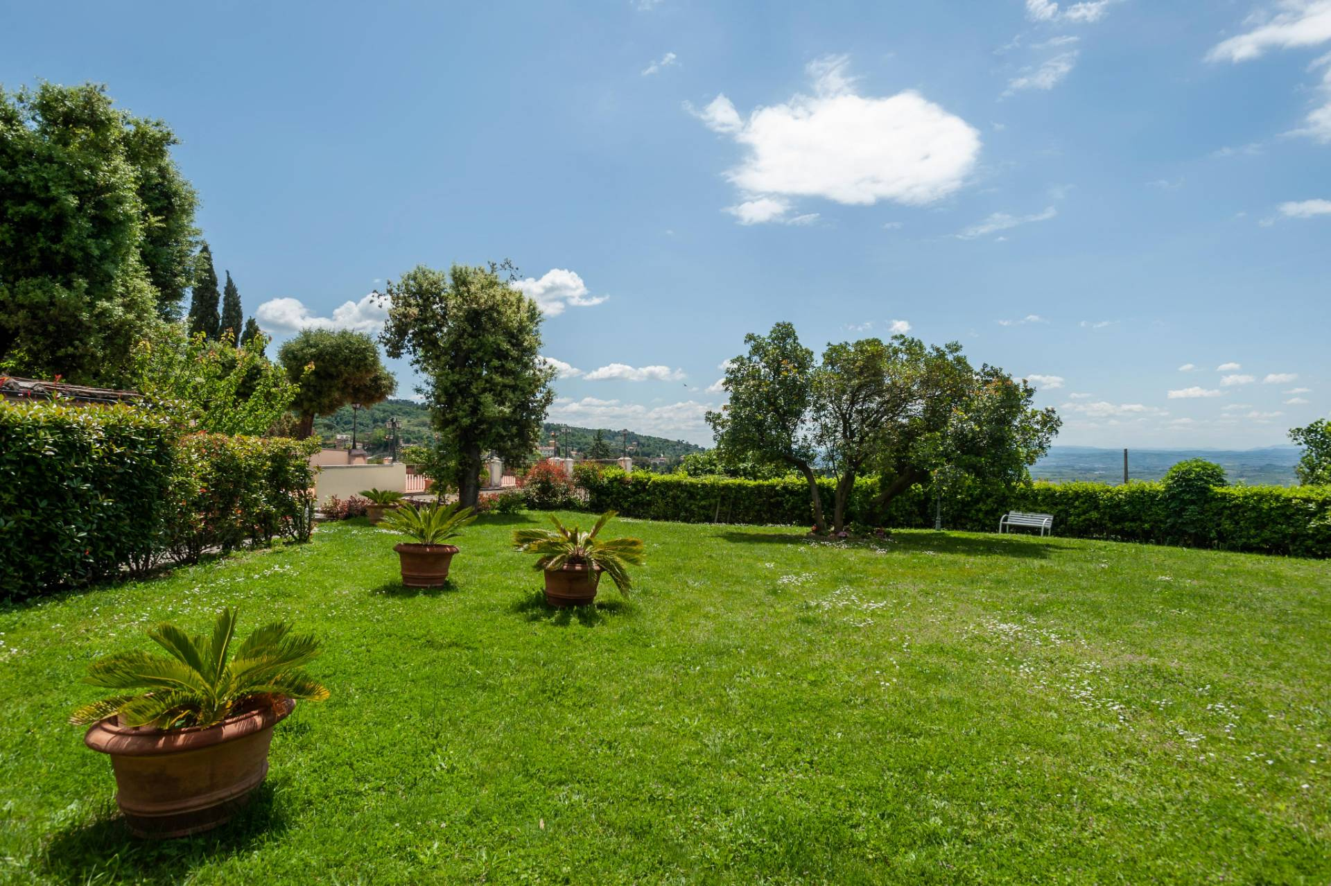 Villa LAMPORECCHIO vendita  San Baronto  Coldwell Banker Bodini International Real Estate