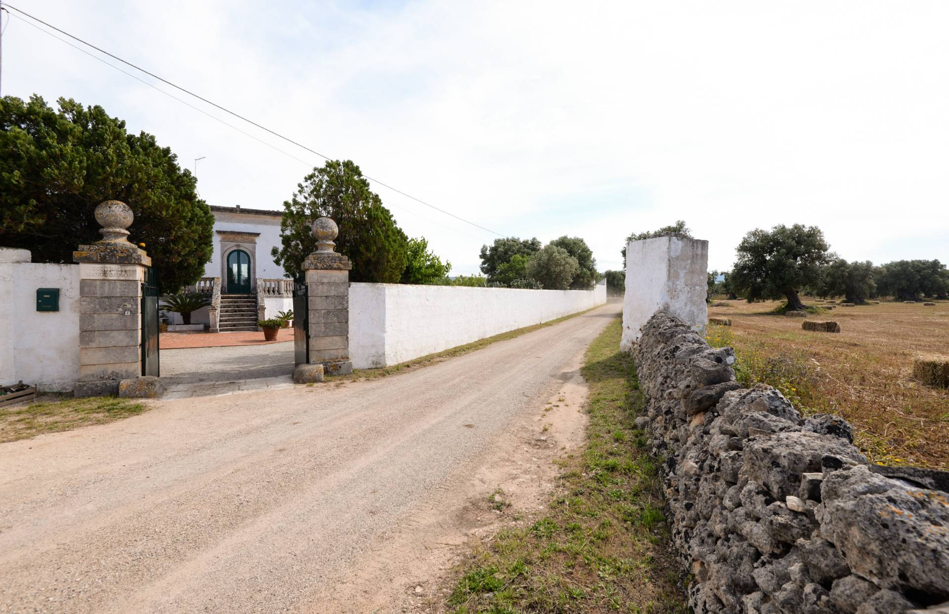 Rustico - Cascina OSTUNI vendita    Coldwell Banker Bodini International Real Estate