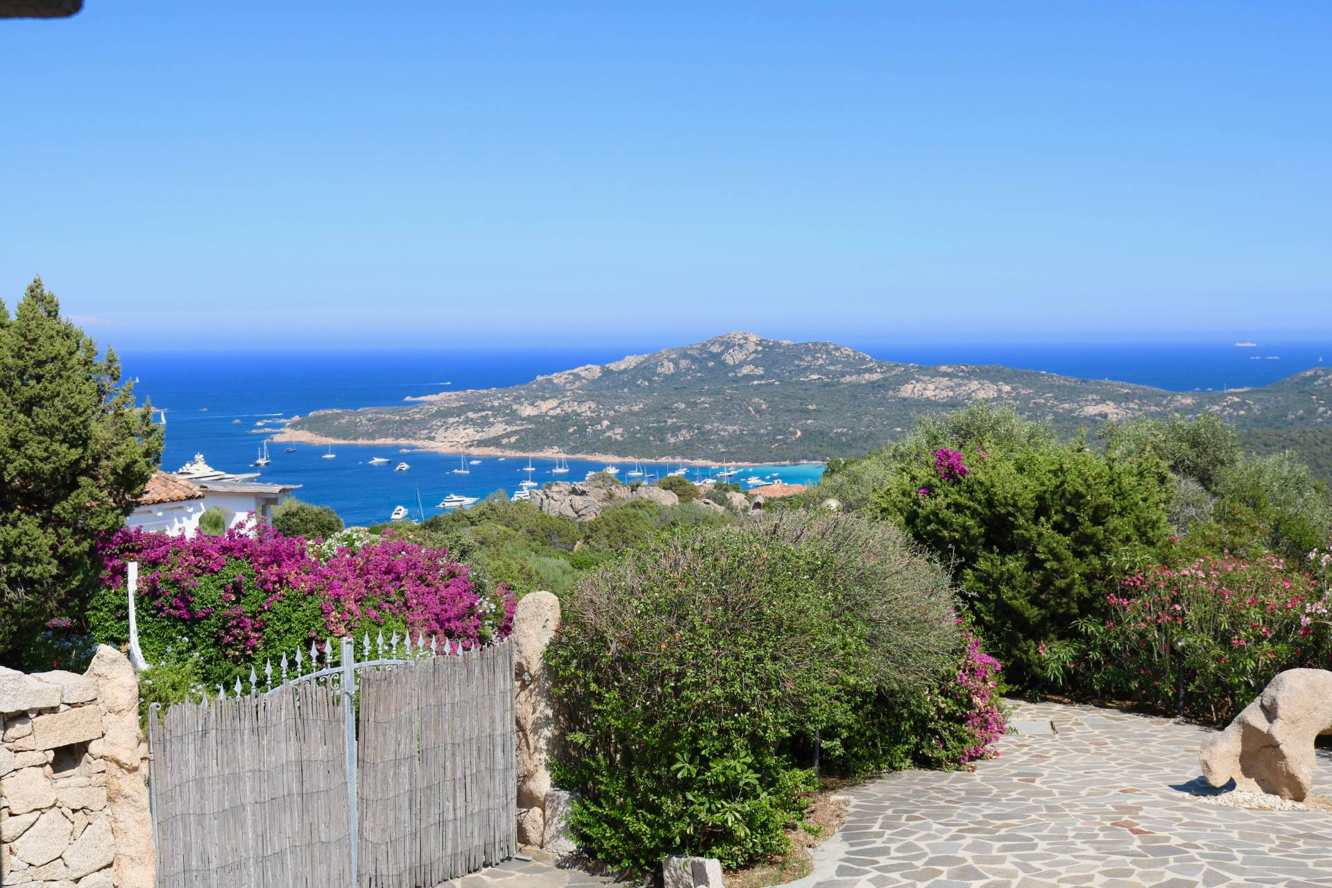 Villa Bifamiliare ITALIA vendita  Porto Cervo - Pantogia  Coldwell Banker Costa Smeralda - Porto Cervo