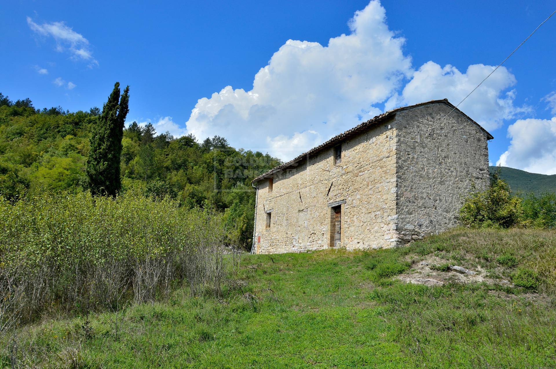Rustico/Casale/Corte in vendita a Cerreto di Spoleto - Zona: Borgo Cerreto