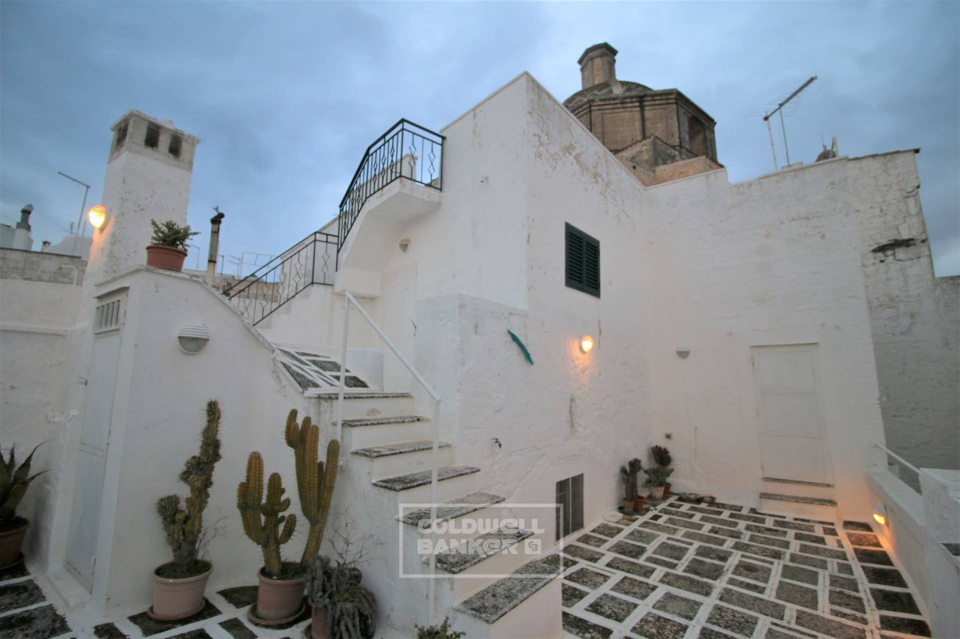 Villa Unifamiliare - Indipendente OSTUNI vendita    Coldwell Banker Bodini International Real Estate