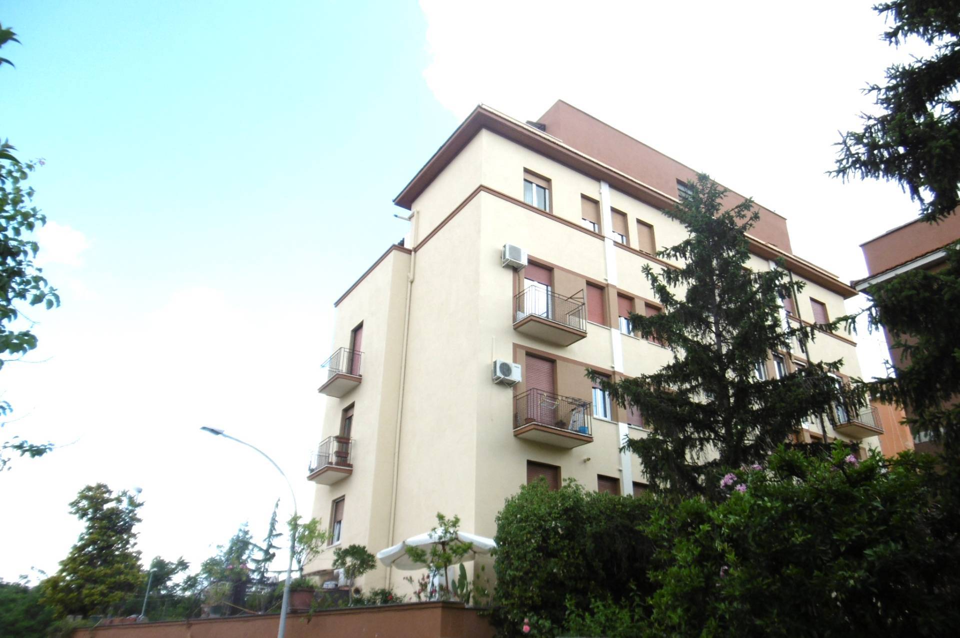  roma affitto quart: monte sacro coldwell banker immobiliare bg & partners