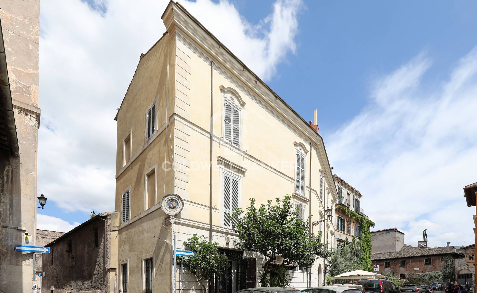  roma vendita quart: trastevere coldwell banker immobiliare santo sorrentino