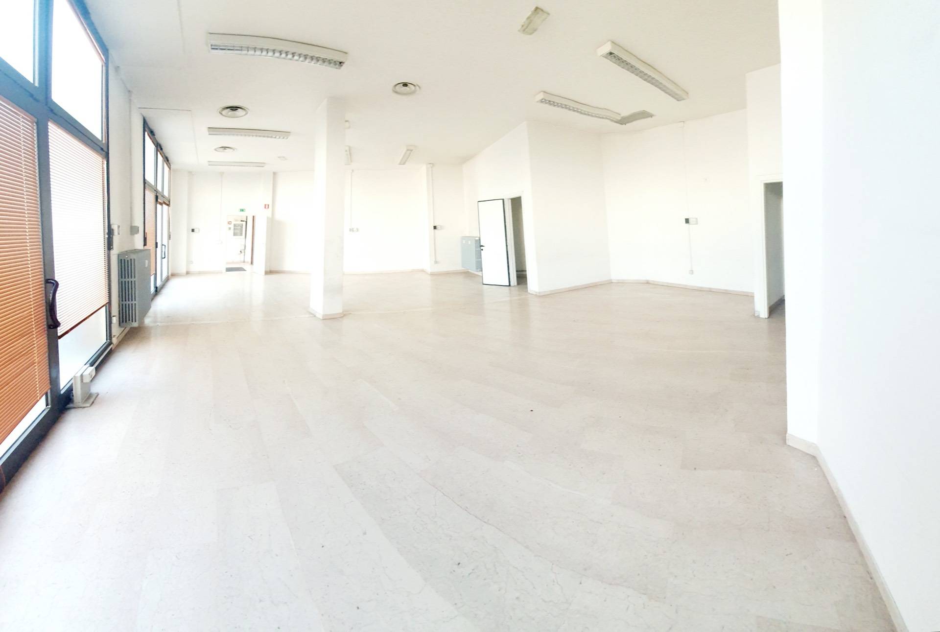 Negozio - Loc.Com. RIMINI affitto  Centro storico  Coldwell Banker Prime Properties