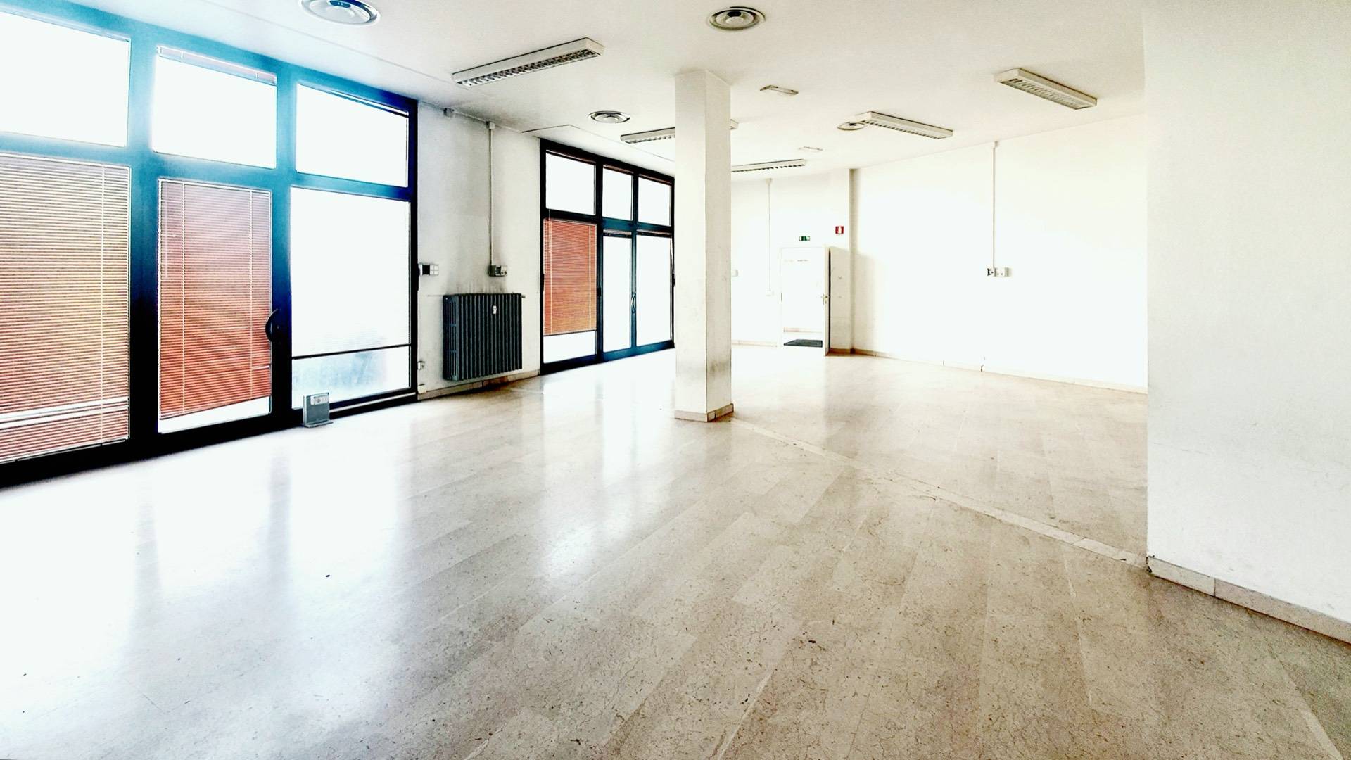 Negozio - Loc.Com. RIMINI affitto  Centro storico  Coldwell Banker Prime Properties