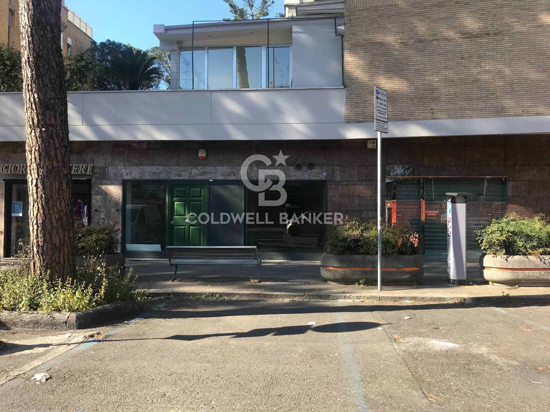 Negozio - Loc.Com. ROMA affitto  EUR  Coldwell Banker Talenti