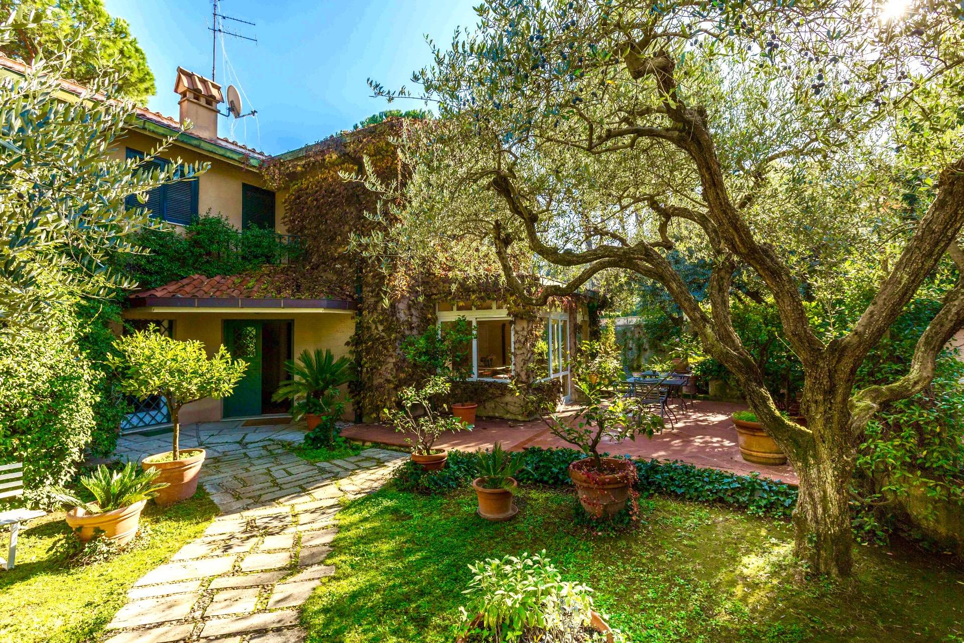  roma affitto quart: camilluccia coldwell-banker-barbera-group-international-real-estate