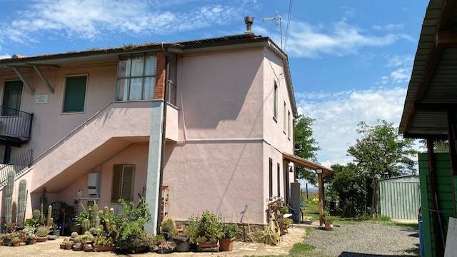 Villa Bifamiliare VITERBO vendita  Periferia  Coldwell Banker Immobiliare Sintony