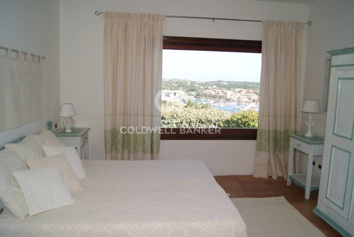 Appartamento in vendita a Arzachena