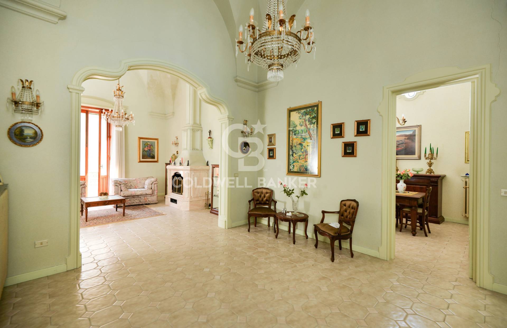 Stabile intero - Palazzo TREPUZZI vendita    Coldwell Banker Bodini International Real Estate